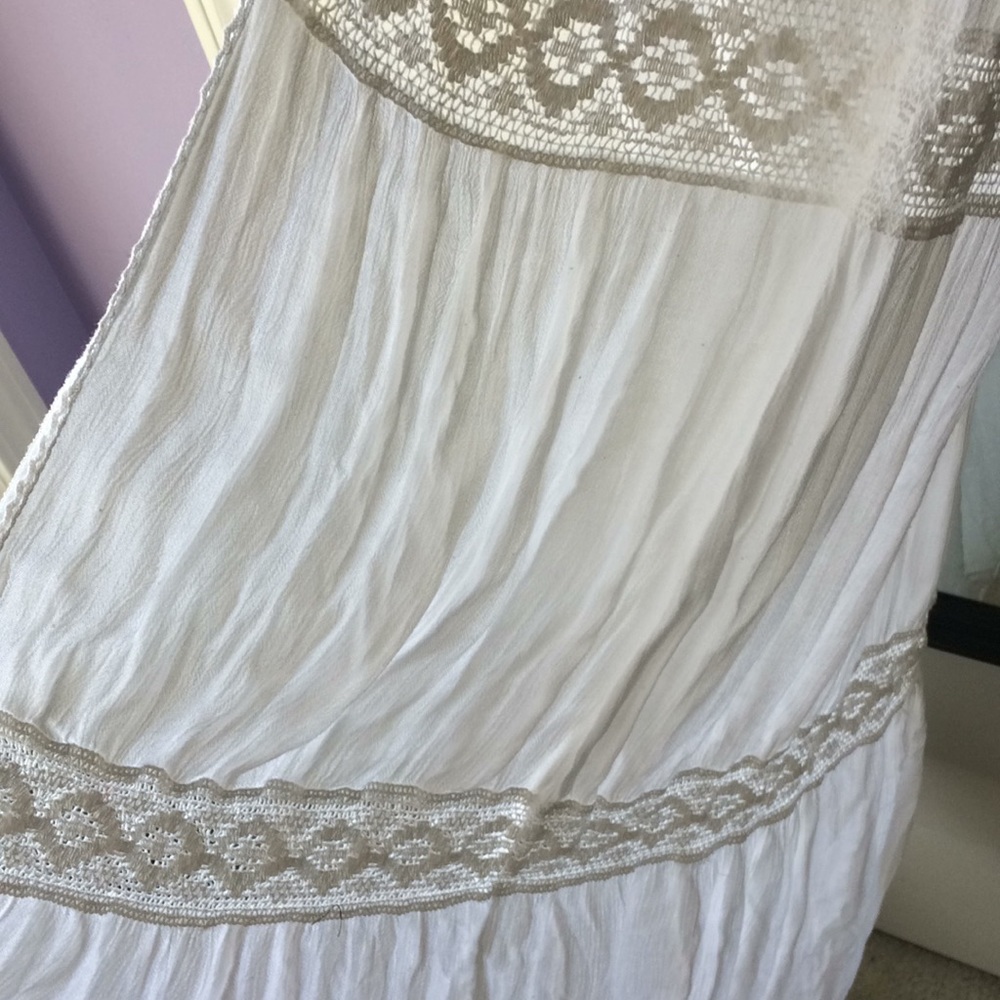 ❌SOLD❌ lace open front maxi dress - Picture 8 of 8